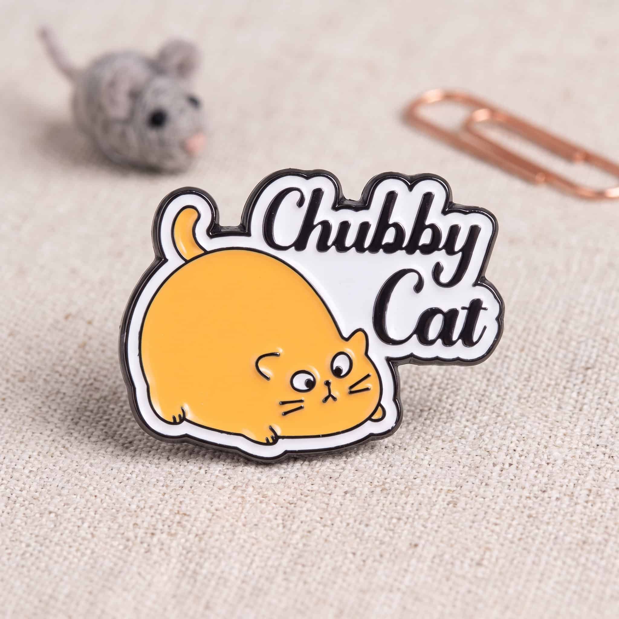O2-Brosa-pin-360 Pinișor - Chubby Cat - imagine 1