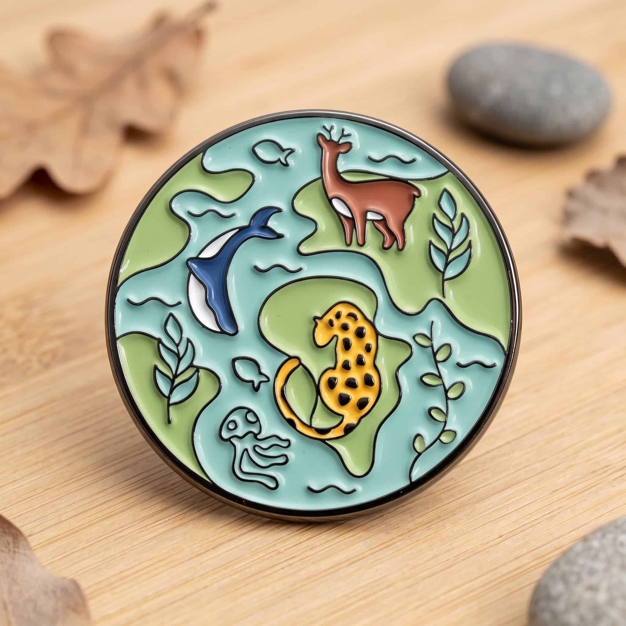 O3-Brosa-pin-056 Pinișor - Love Your Mother Earth - imagine 1